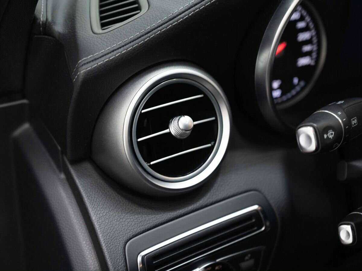 Mercedes-Benz C-Класс 2015 года с пробегом. Фото: #19