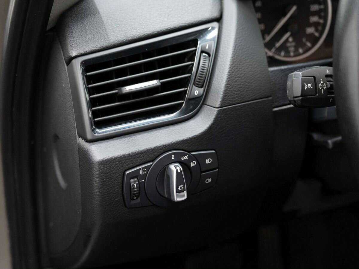 BMW X1 2013 года с пробегом. Фото: #15