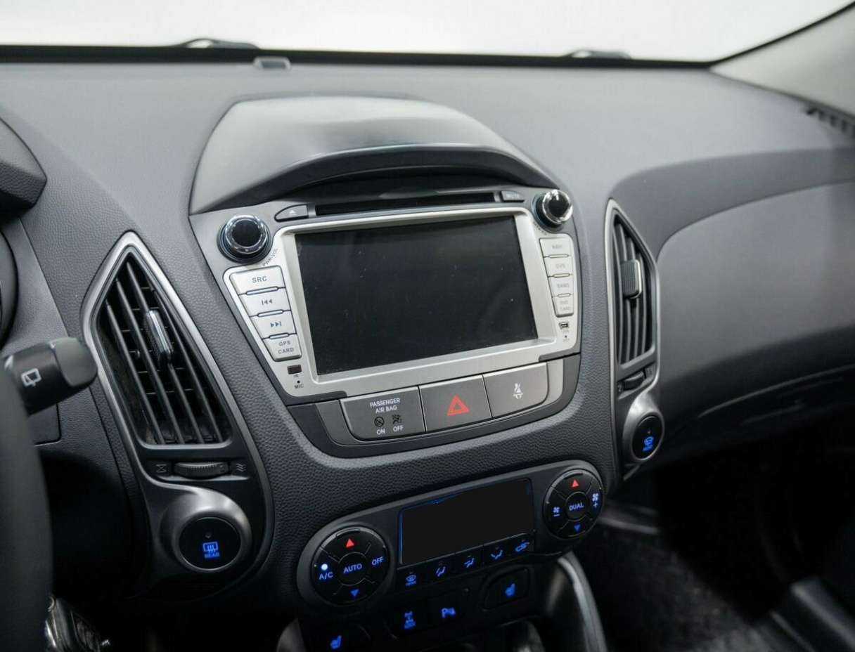 Б/У Хендай ай-икс35 2014 года. Фото: #24