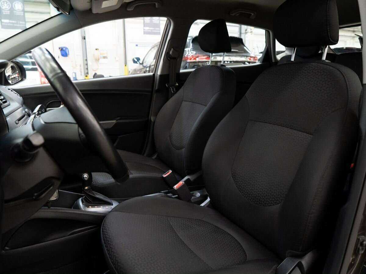 Б/У Киа Рио 2015 года. Фото: #5