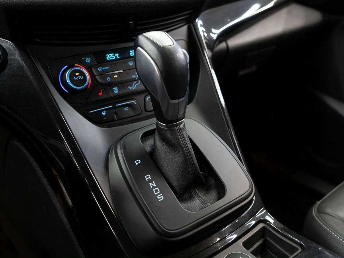 Б/У Форд Куга 2017 года. Фото: #13