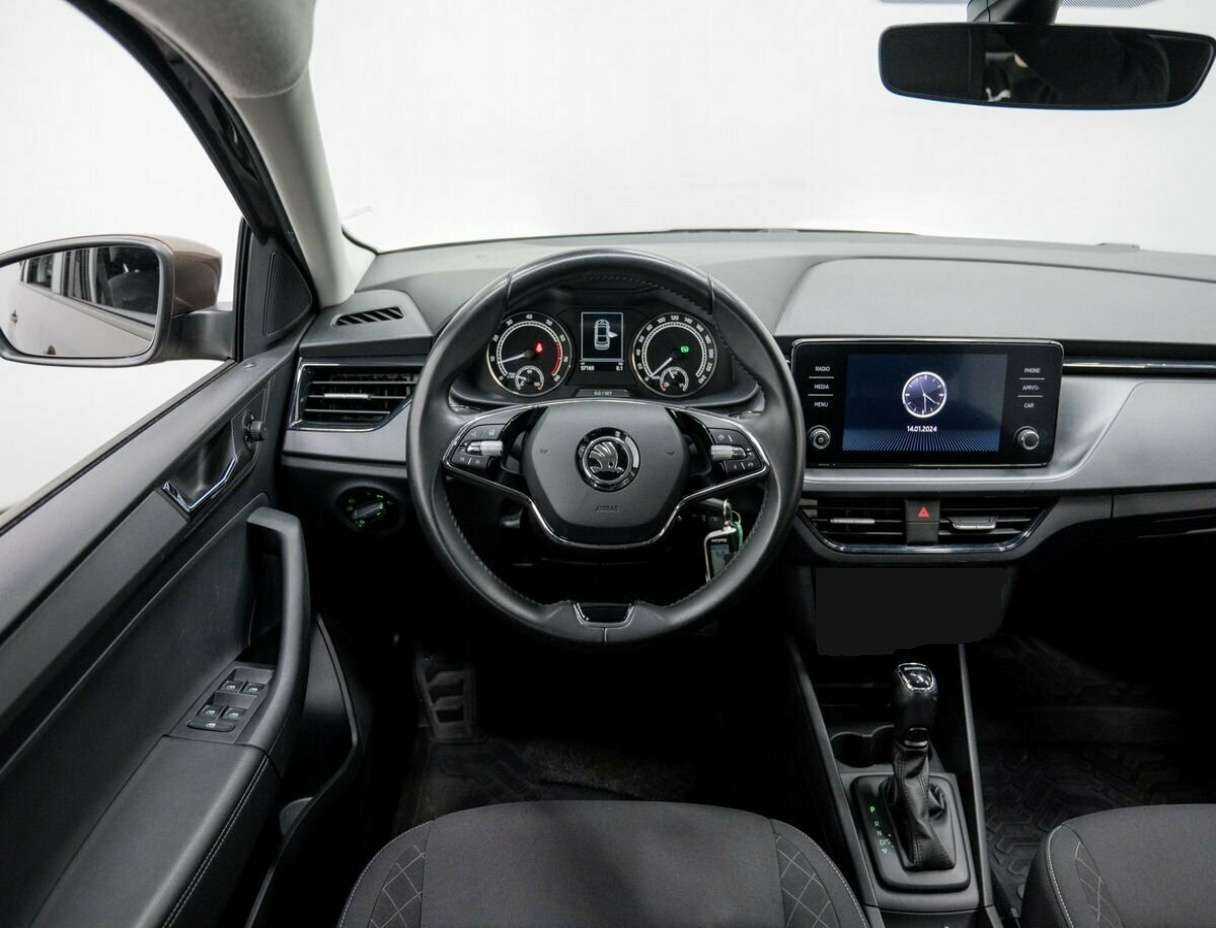 Б/У Шкода Рапид 2021 года. Фото: #10