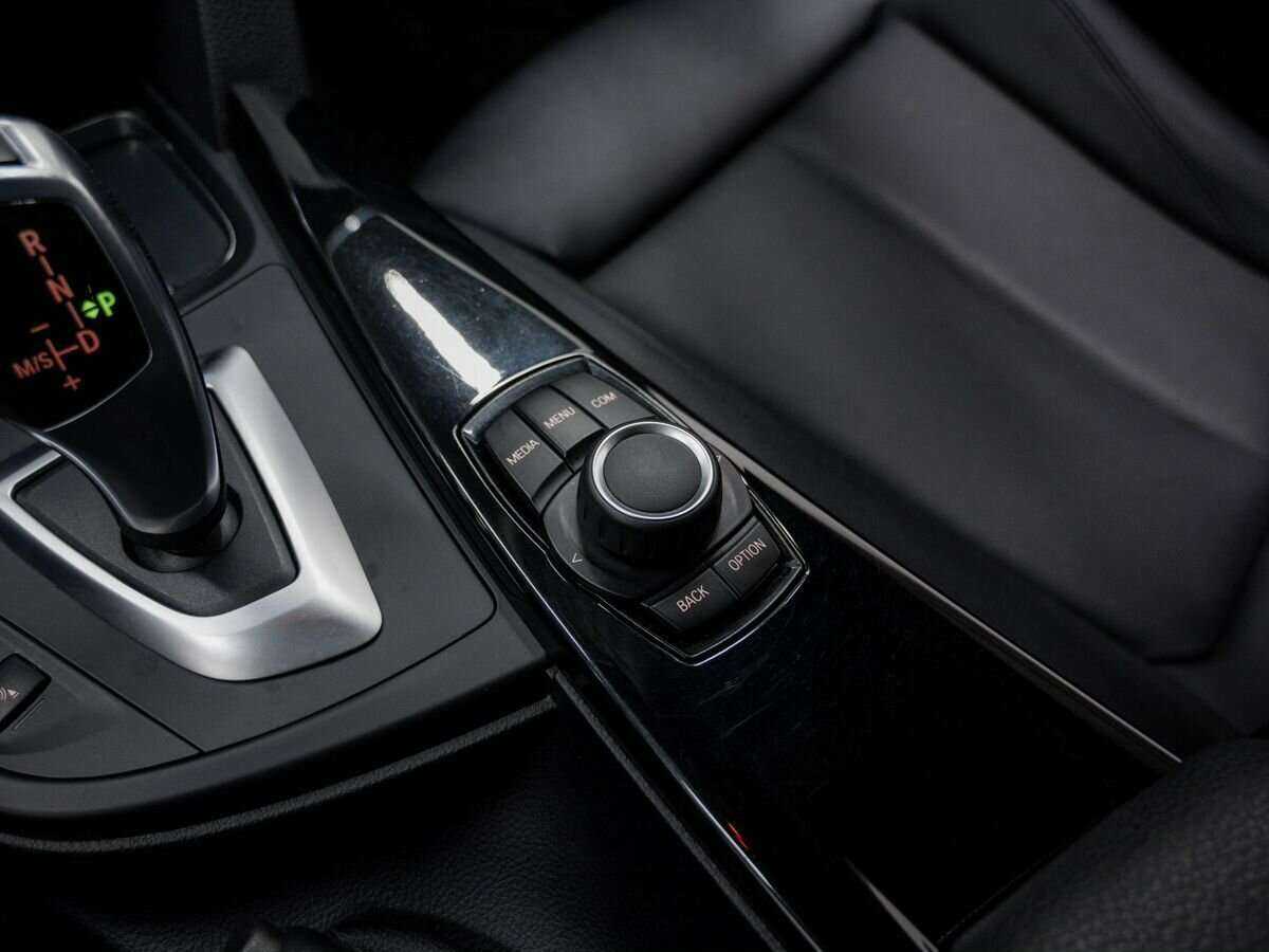 BMW 3 серии 2017 года с пробегом. Фото: #25