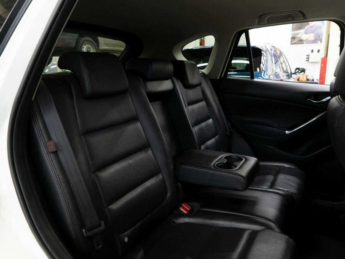 Б/У Мазда Ц-Икс-5 2016 года. Фото: #7