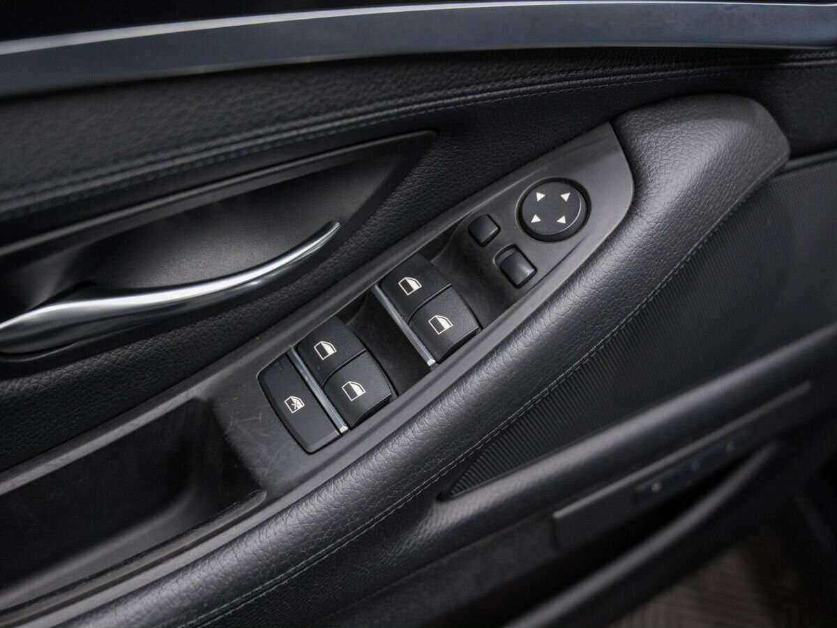 BMW 5 серии 2013 года с пробегом. Фото: #10