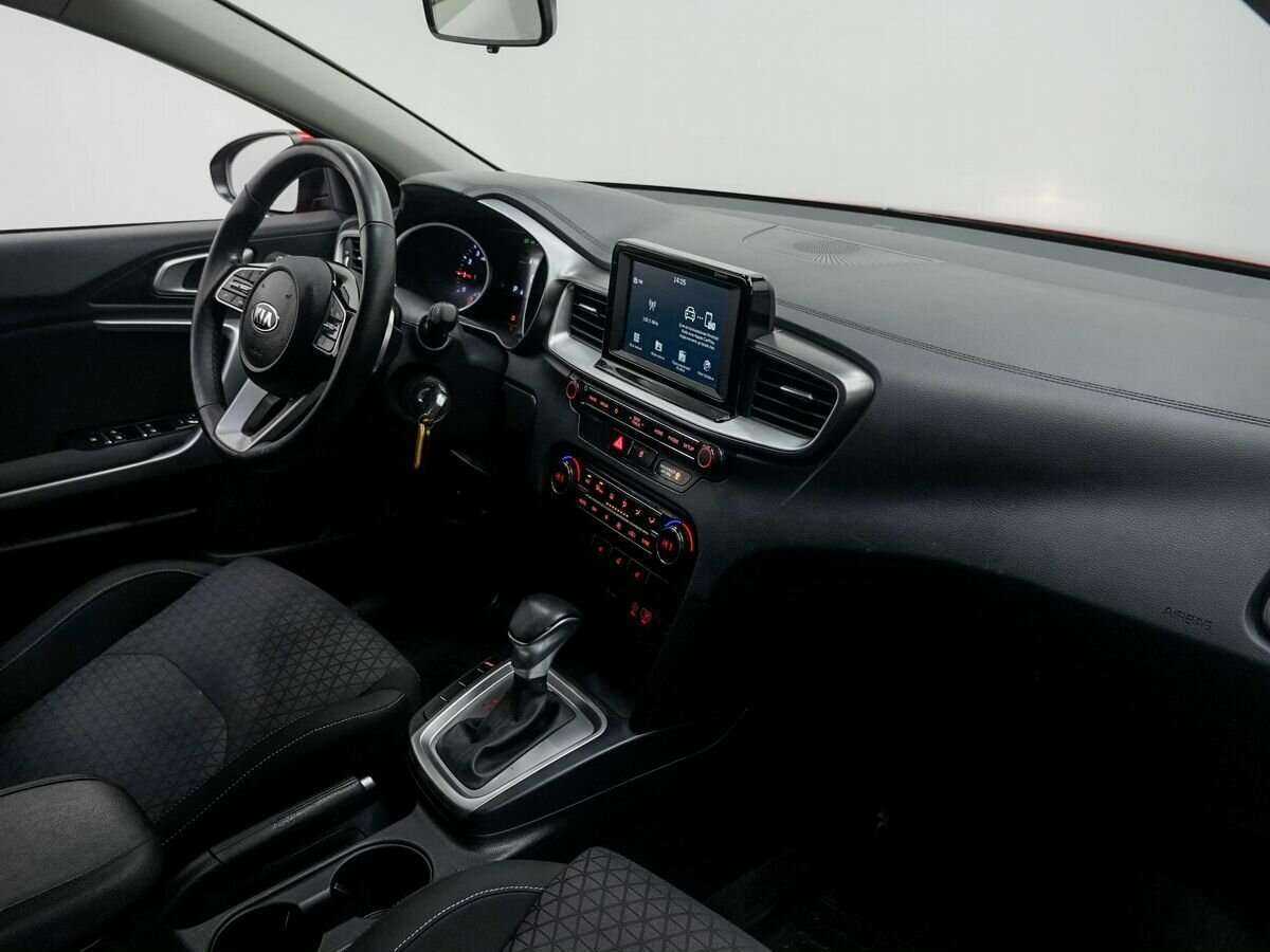 Б/У Киа Сид 2018 года. Фото: #6