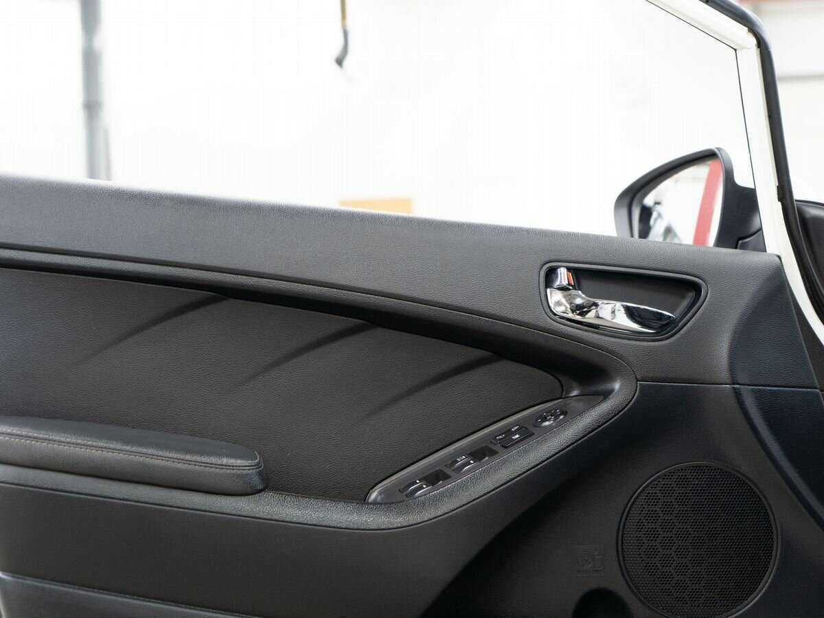 Б/У Киа Церато 2017 года. Фото: #14