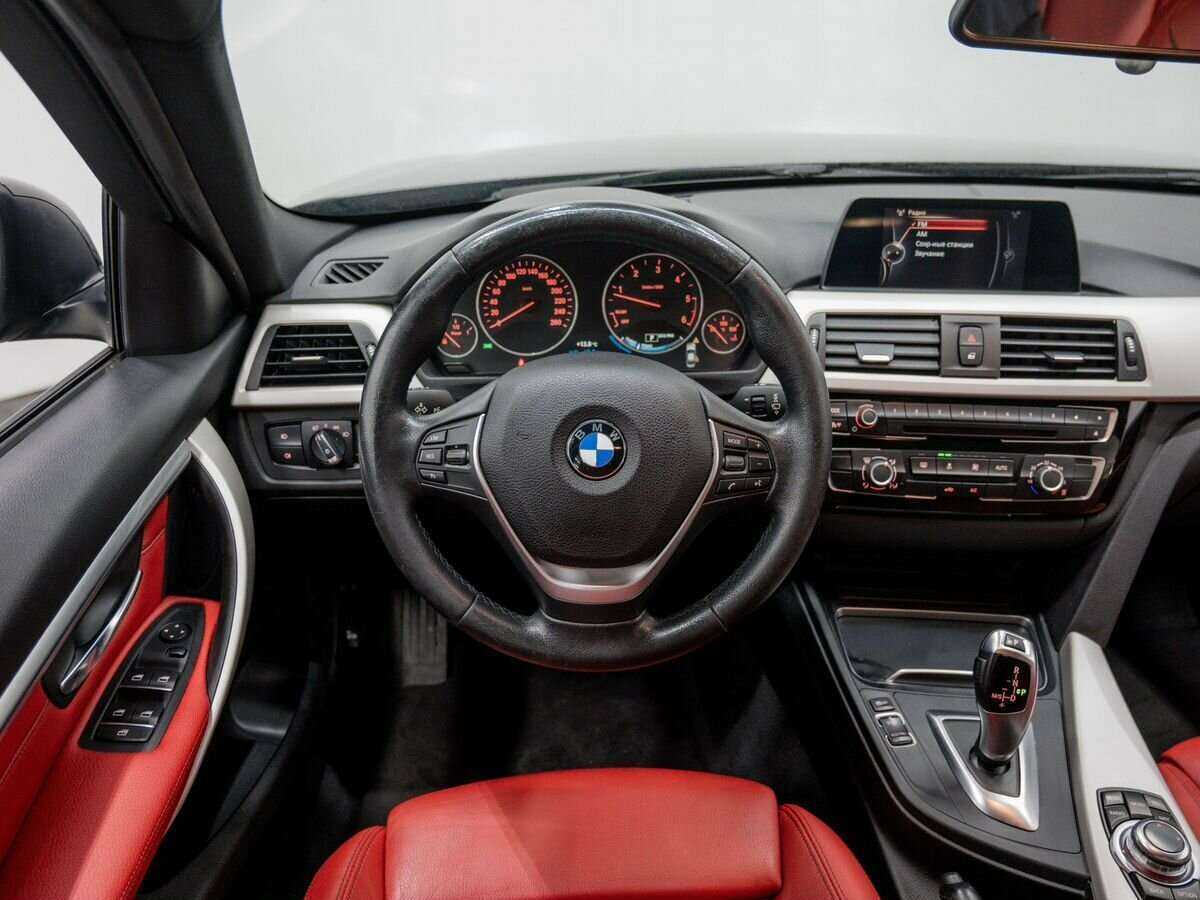 BMW 3 серии 2015 года с пробегом. Фото: #8