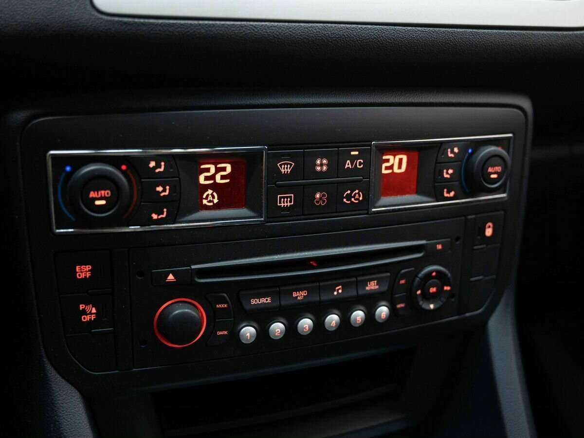 Citroen C5 2012 года с пробегом. Фото: #21