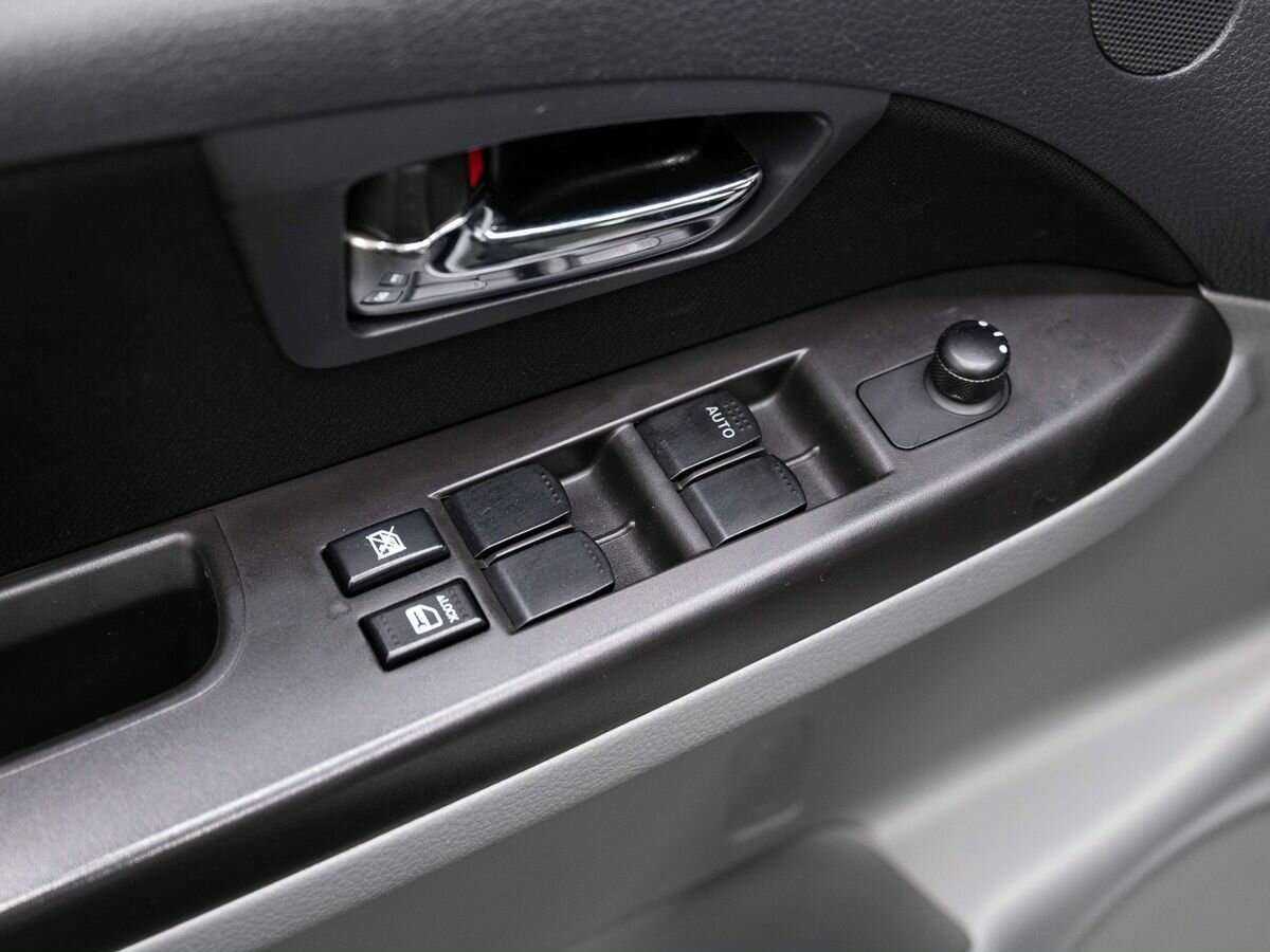 Б/У Сузуки С-Икс4 2013 года. Фото: #15