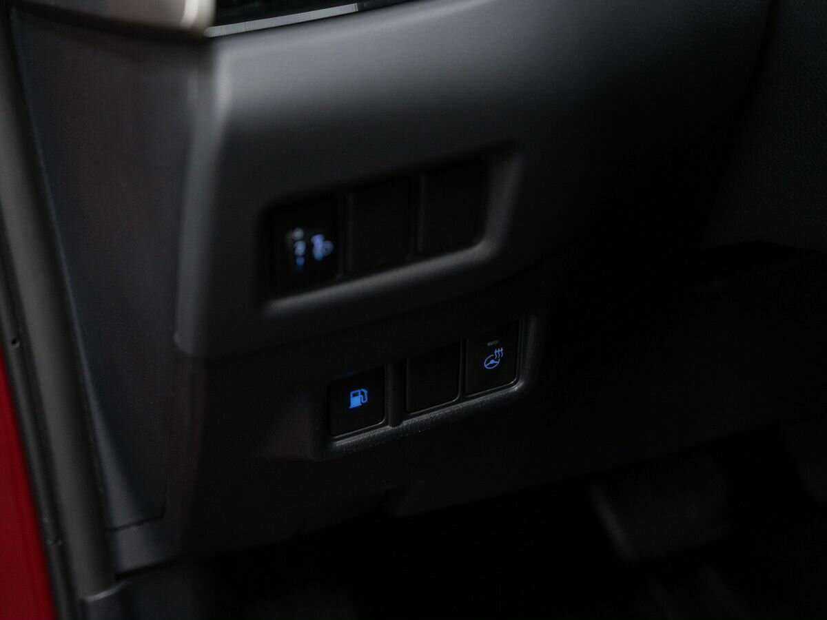 Toyota C-HR 2018 года с пробегом. Фото: #13