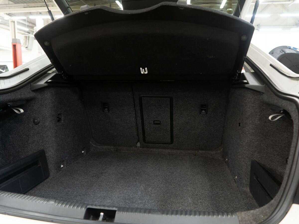 Б/У Шкода Октавия 2014 года. Фото: #5