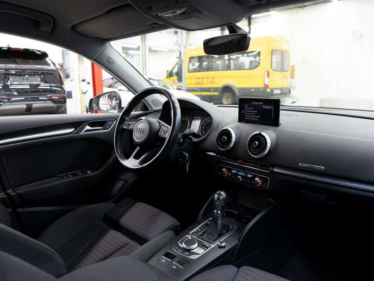 Audi A3 2017 года с пробегом. Фото: #17