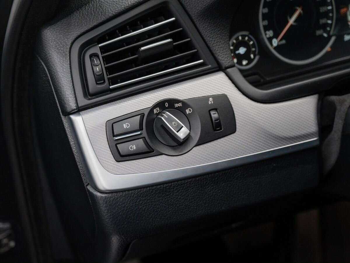 BMW 5 серии 2014 года с пробегом. Фото: #14