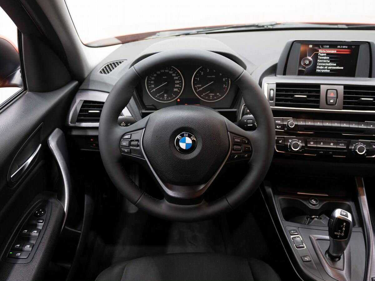 BMW 1 серии 2017 года с пробегом. Фото: #13
