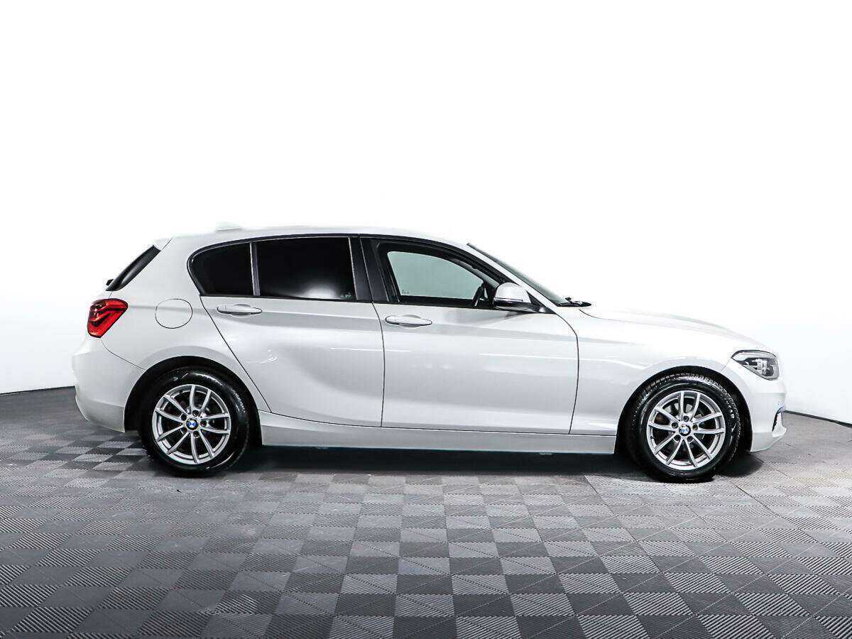 BMW 1 серии 2017 года с пробегом. Фото: #1