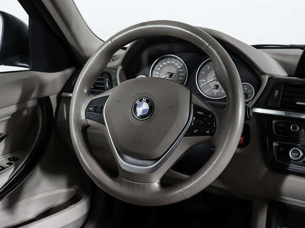 BMW 3 серии 2012 года с пробегом. Фото: #13