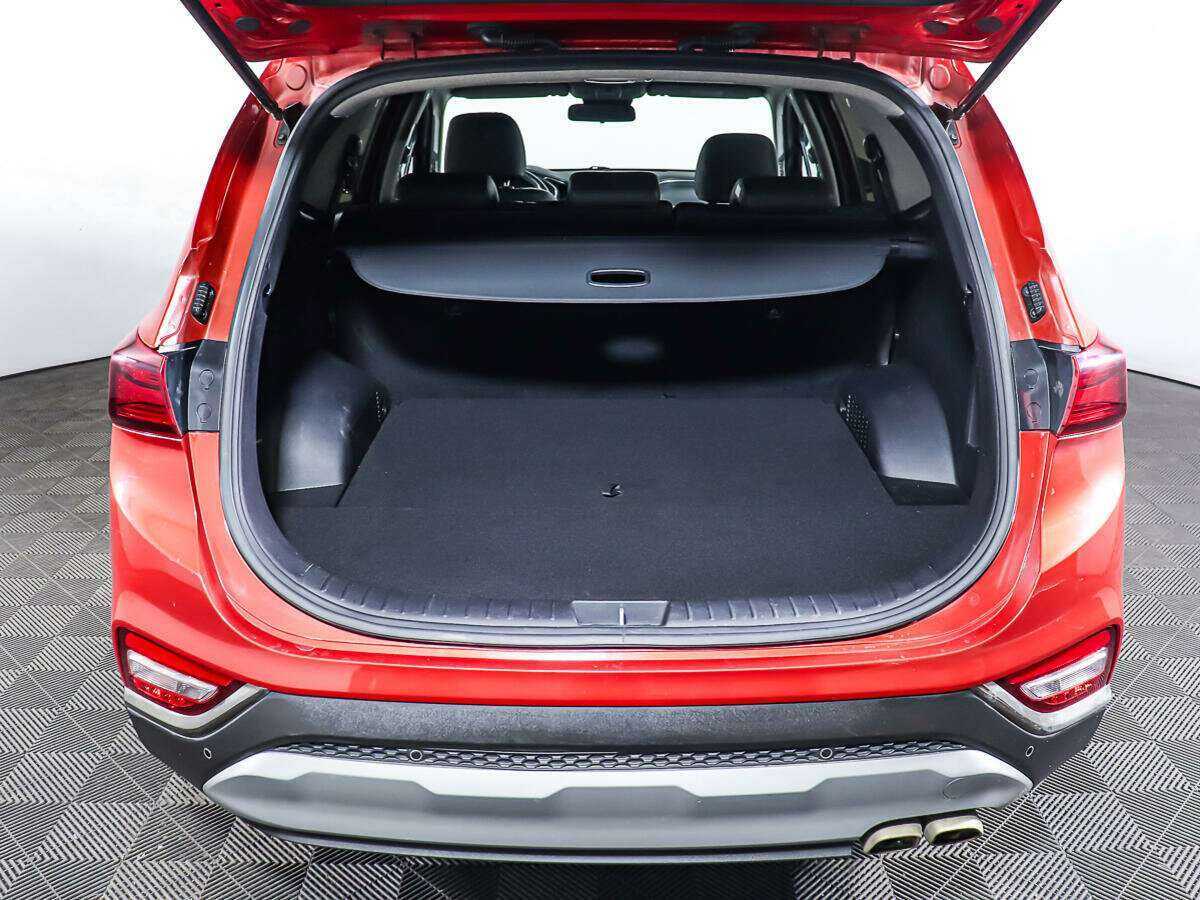Hyundai Santa Fe 2018 года с пробегом. Фото: #8