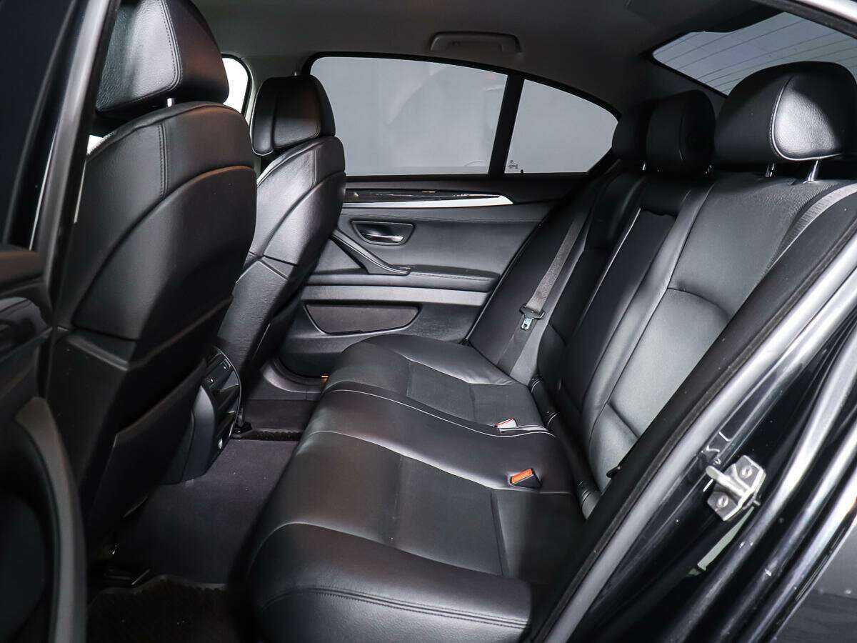 BMW 5 серии 2012 года с пробегом. Фото: #9