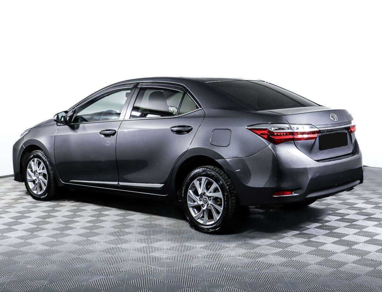 Б/У Тойота Королла 2016 года. Фото: #5