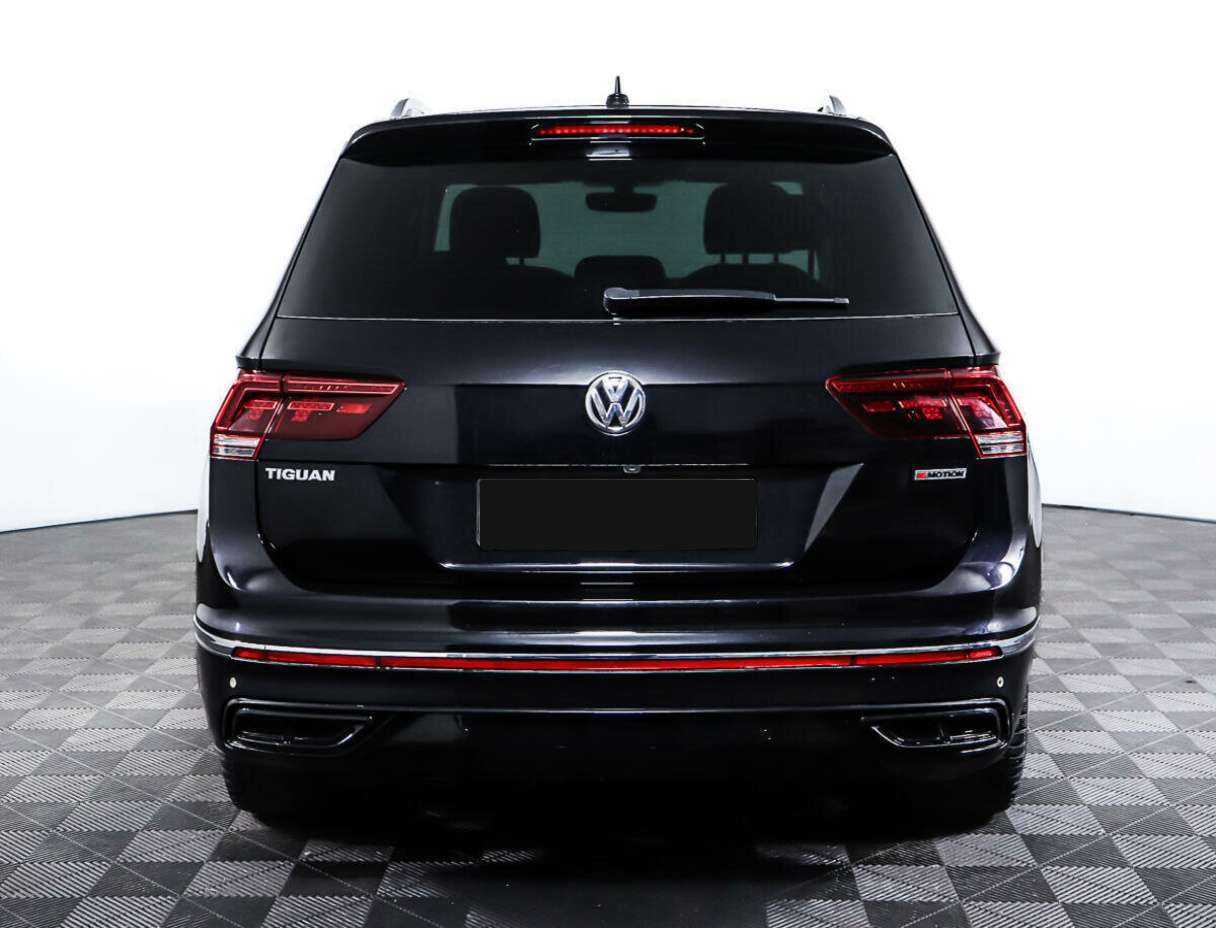 Volkswagen Tiguan 2018 года с пробегом. Фото: #5