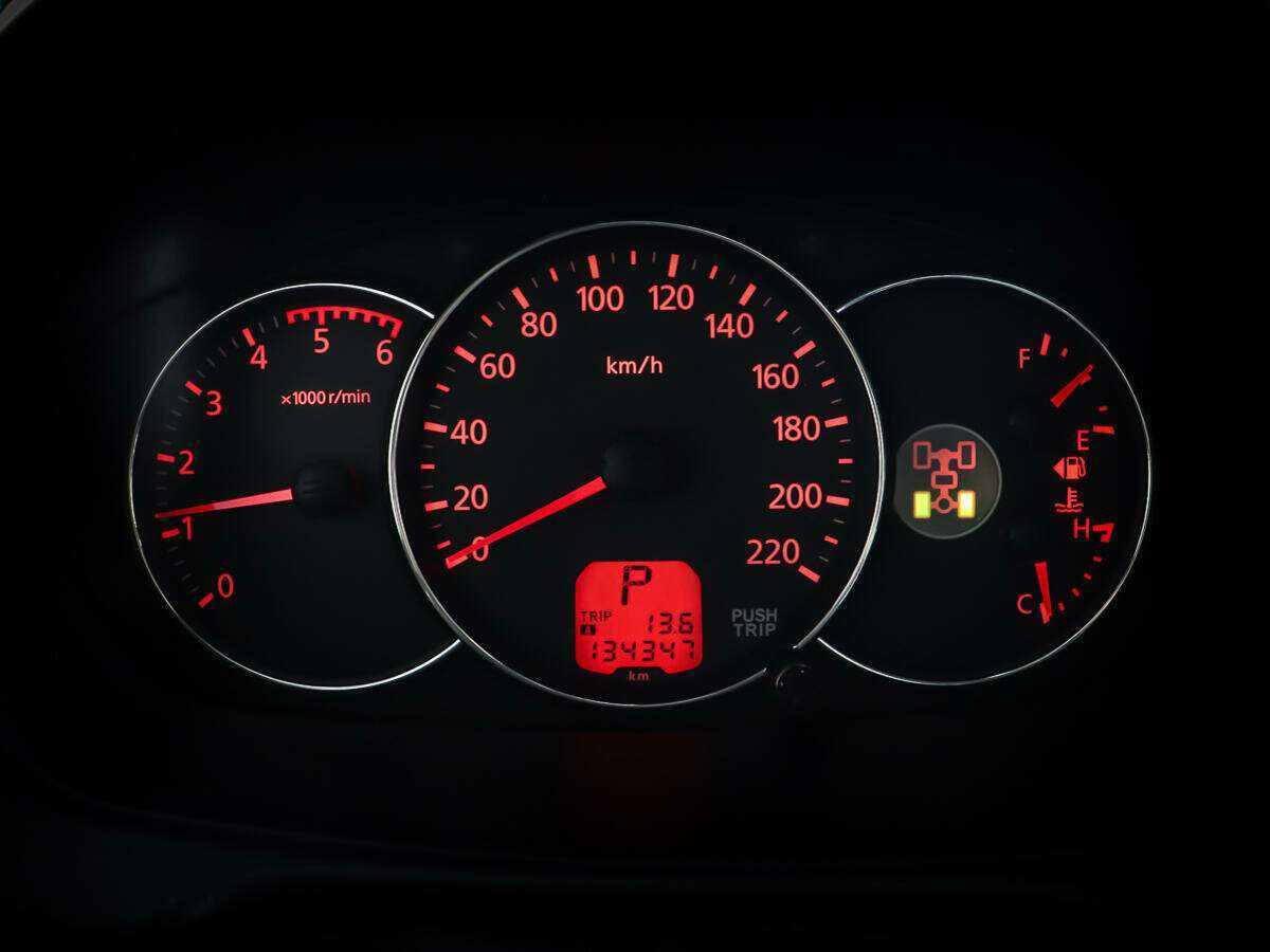 Б/У Митсубиши Паджеро Спорт 2014 года. Фото: #12