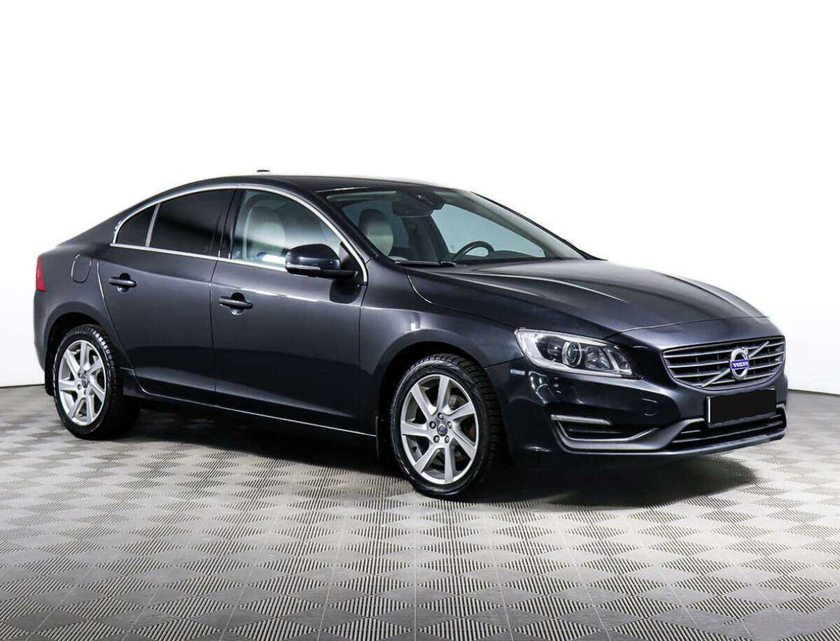 Volvo S60 2014 года с пробегом. Фото: #2