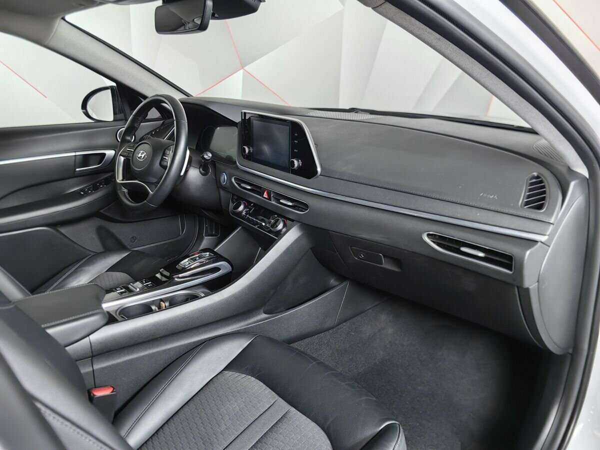 Hyundai Sonata 2019 года с пробегом. Фото: #7