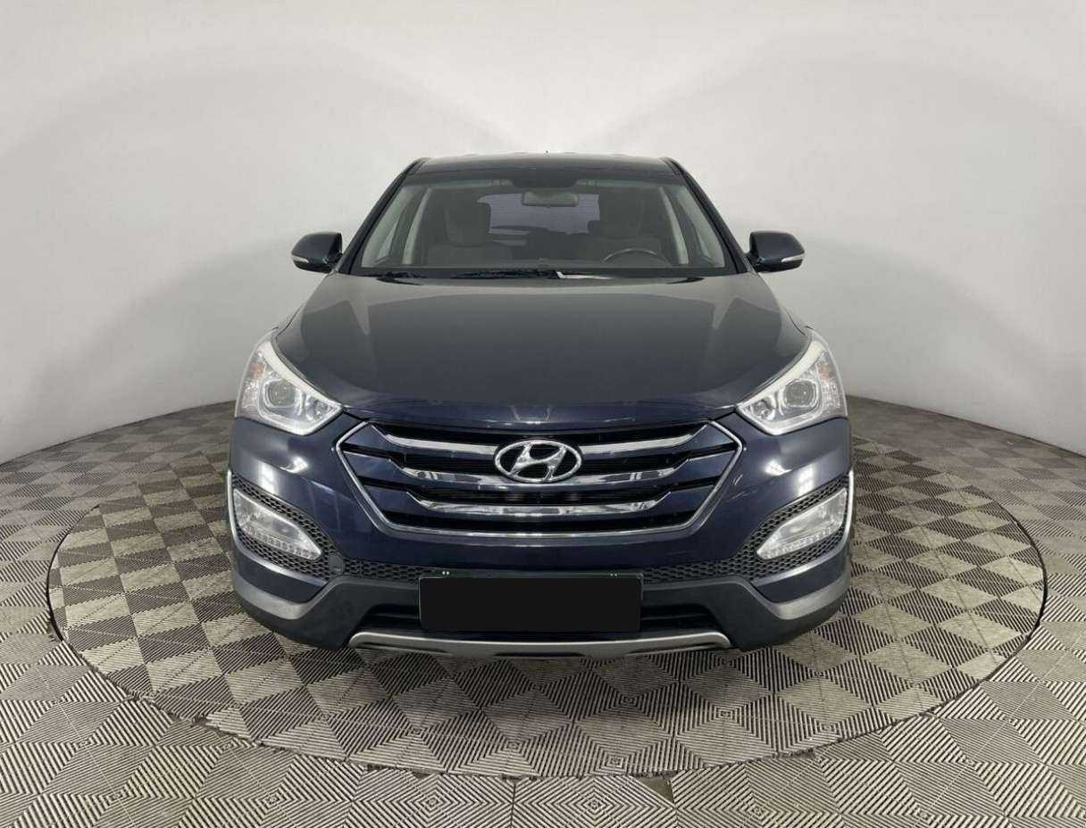 Hyundai Santa Fe 2015 года с пробегом. Фото: #1