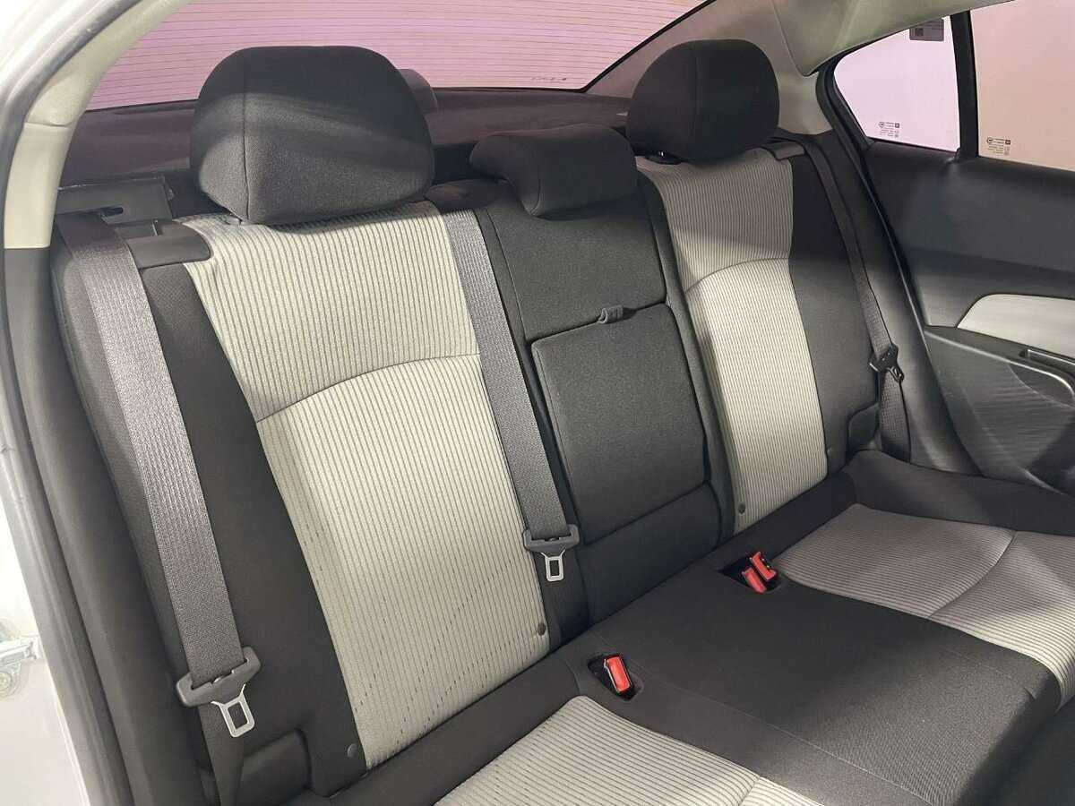 Б/У Шевроле Круз 2014 года. Фото: #14