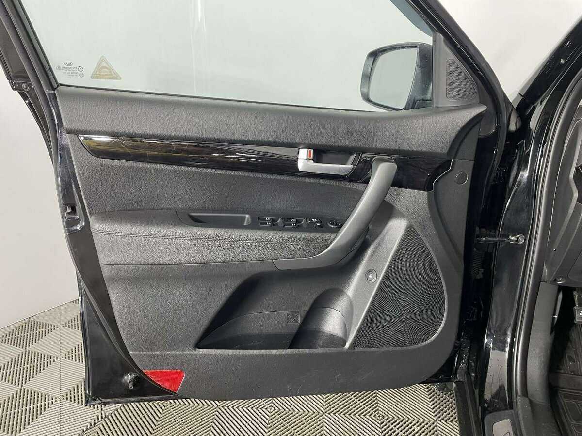 Б/У Киа Соренто 2013 года. Фото: #7