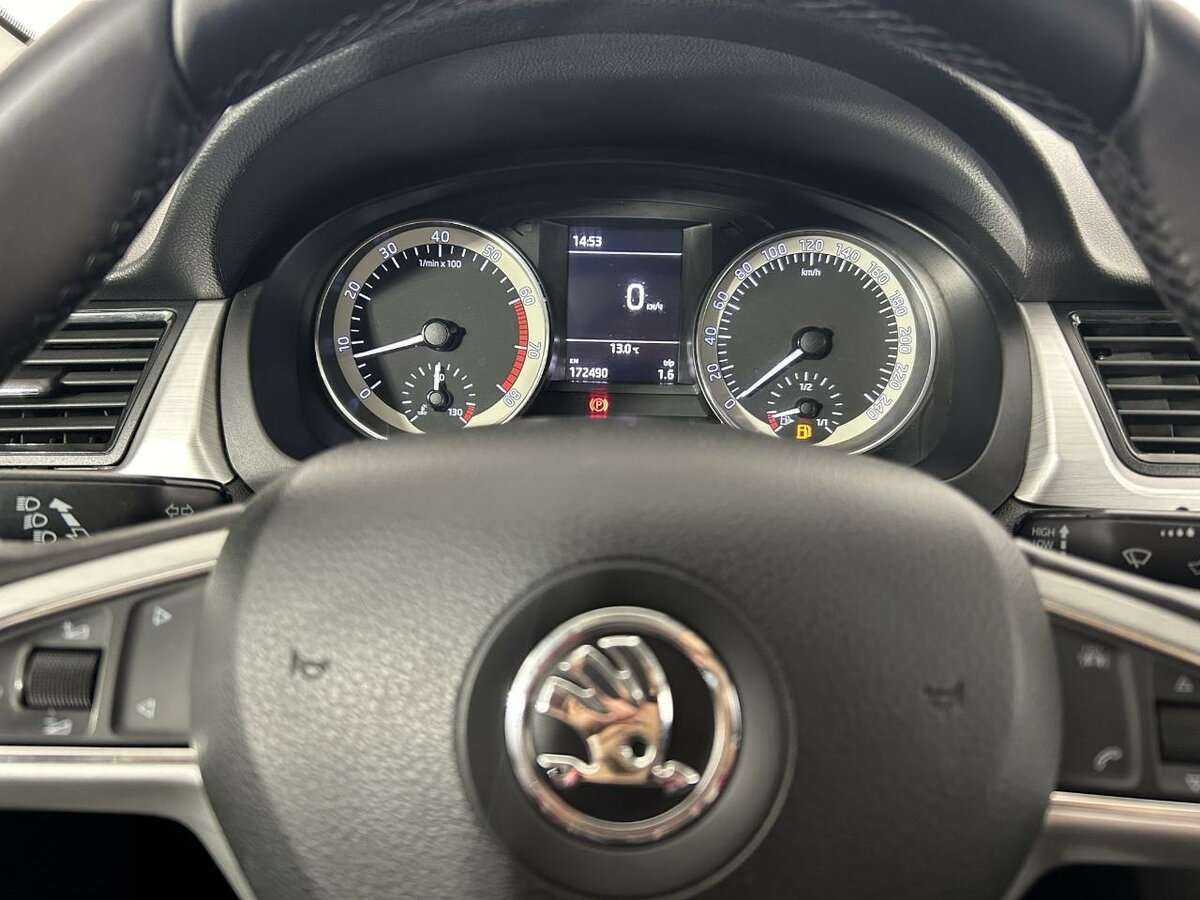 Б/У Шкода Рапид 2016 года. Фото: #10