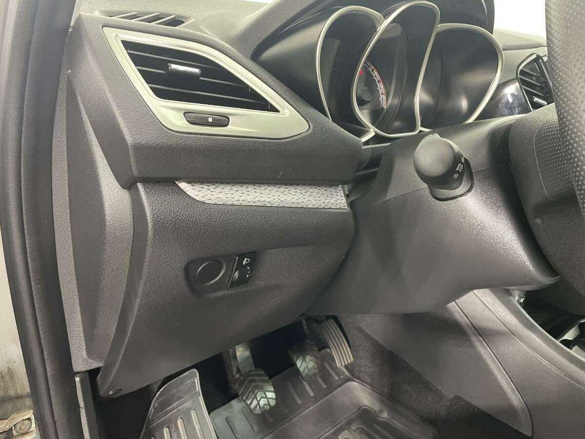 Б/У Лада (ВАЗ) Веста 2018 года. Фото: #8