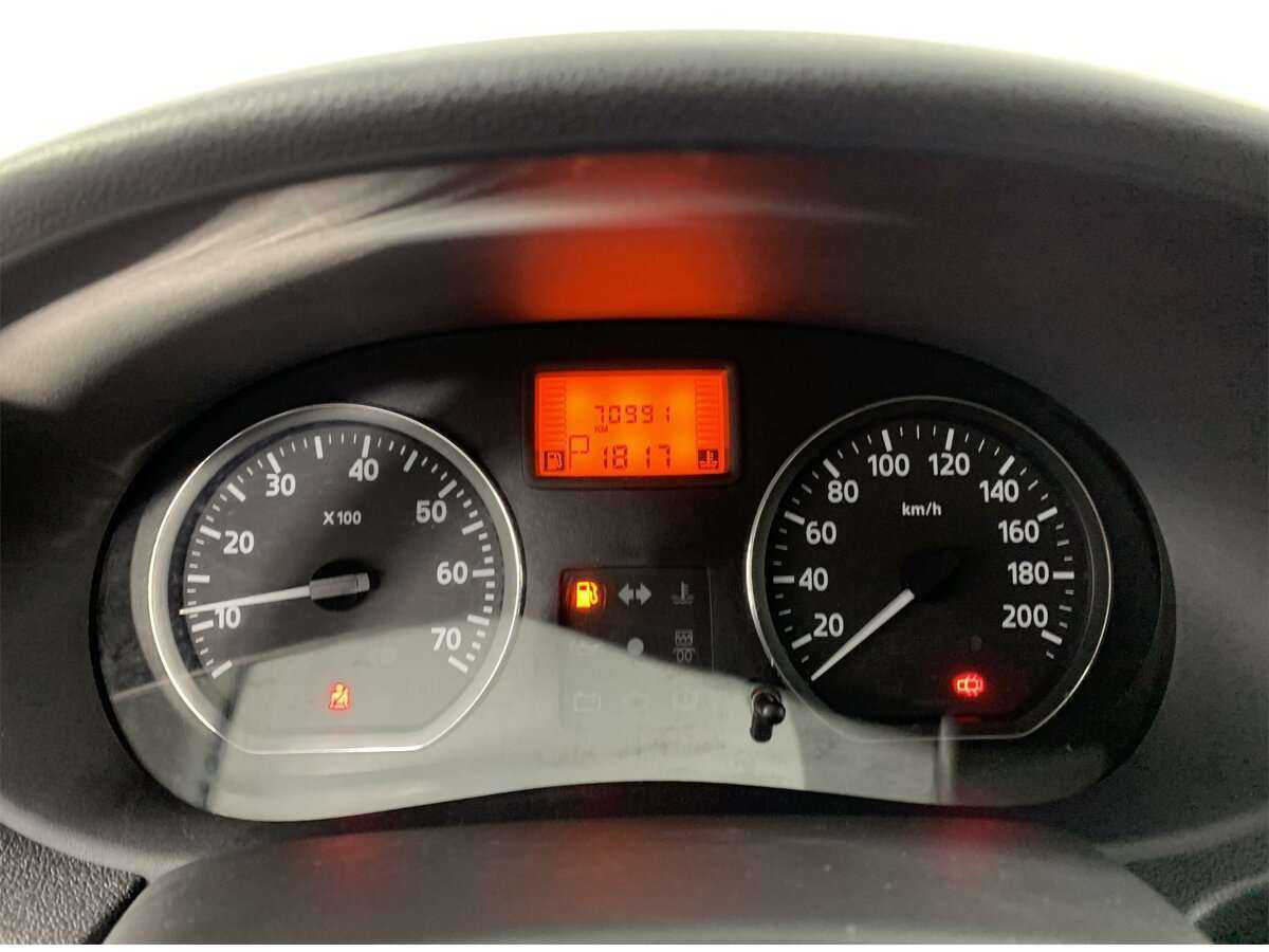 Б/У Ниссан Альмера 2018 года. Фото: #9