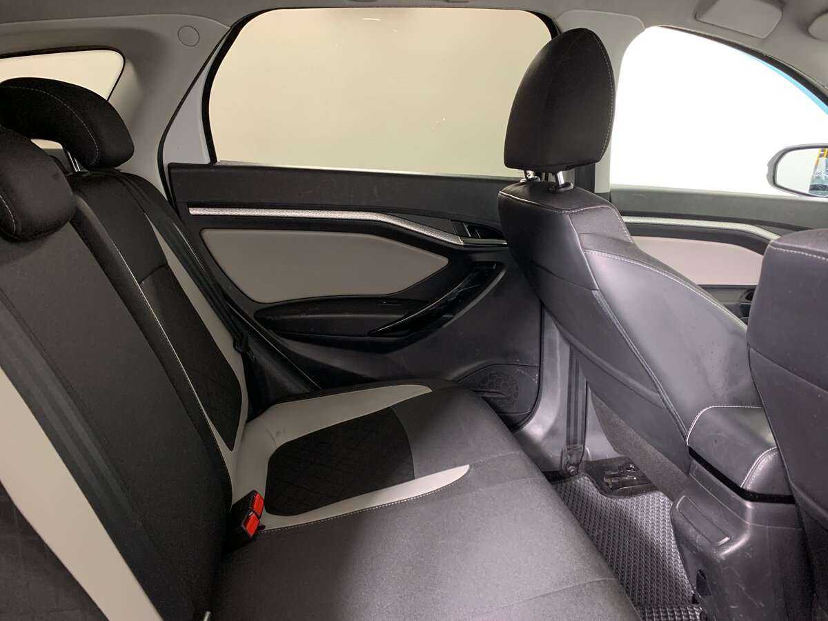 Б/У Лада (ВАЗ) Веста 2018 года. Фото: #14