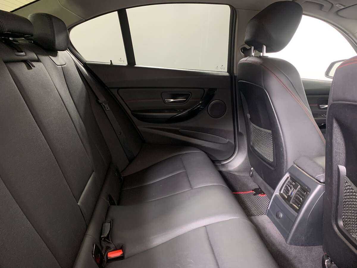 BMW 3 серии 2013 года с пробегом. Фото: #13