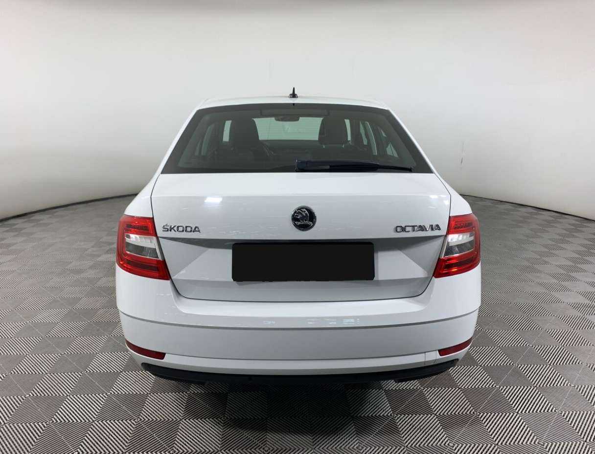 Skoda Octavia 2019 года с пробегом. Фото: #4