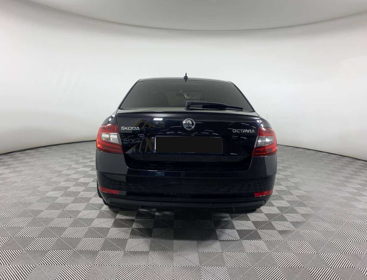 Б/У Шкода Октавия 2018 года. Фото: #5