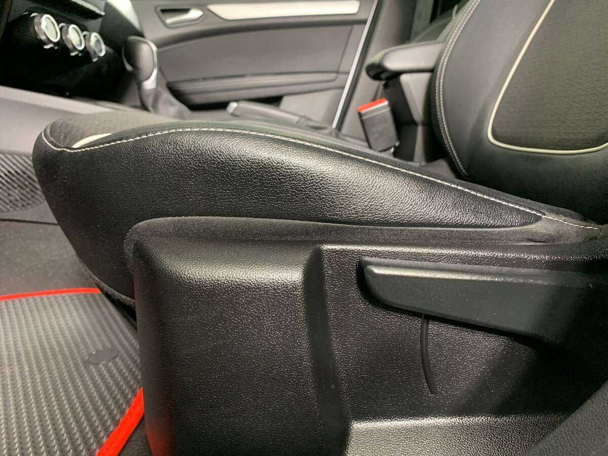 Б/У Рено Аркана 2021 года. Фото: #13