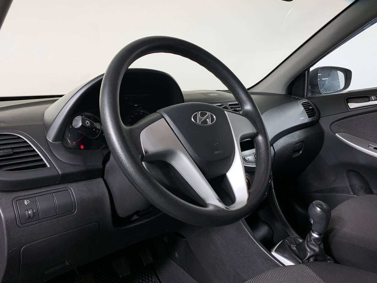 Б/У Хендай Солярис 2012 года. Фото: #8