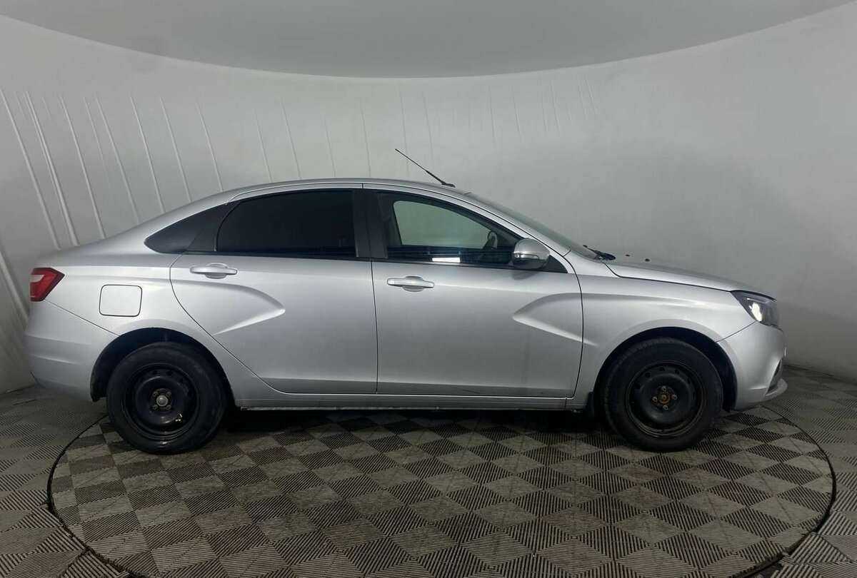 Б/У Лада (ВАЗ) Веста 2020 года. Фото: #3