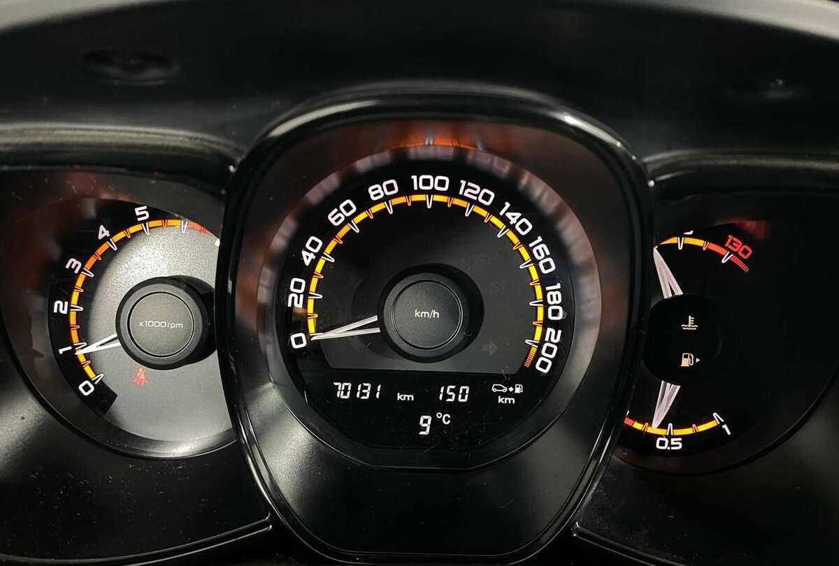 Б/У Лада (ВАЗ) Веста 2019 года. Фото: #9