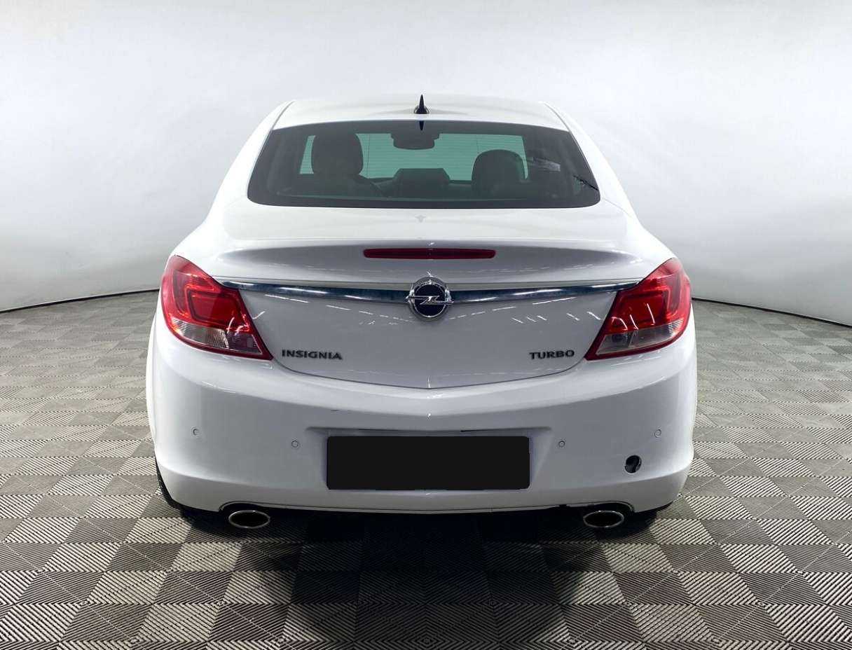 Б/У Опель Инсигния 2013 года. Фото: #4