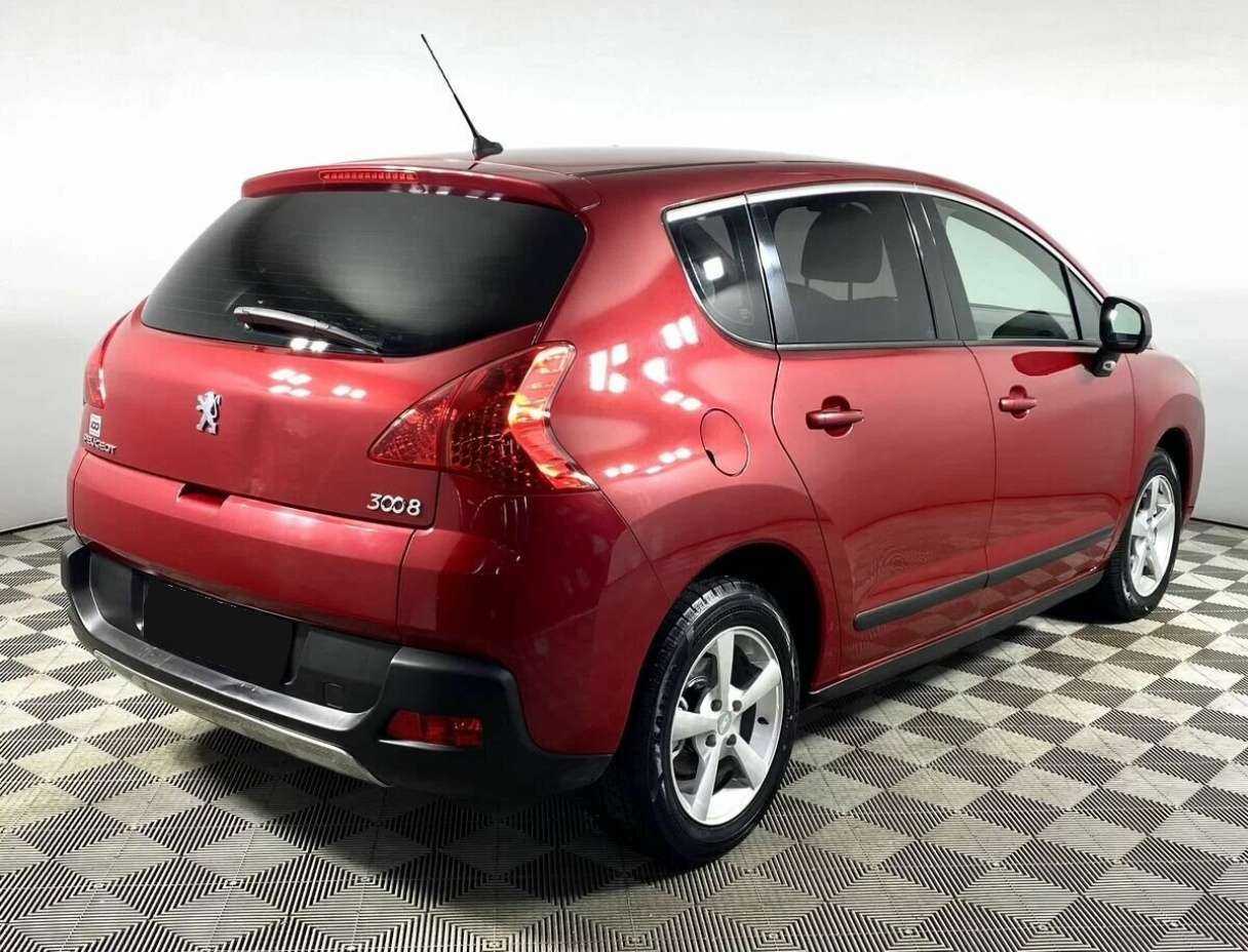 Б/У Пежо 3008 2012 года. Фото: #4