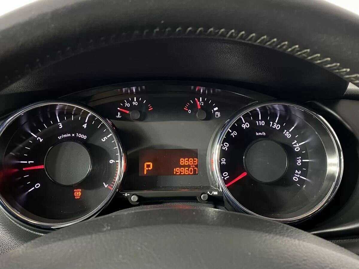 Б/У Пежо 3008 2012 года. Фото: #12