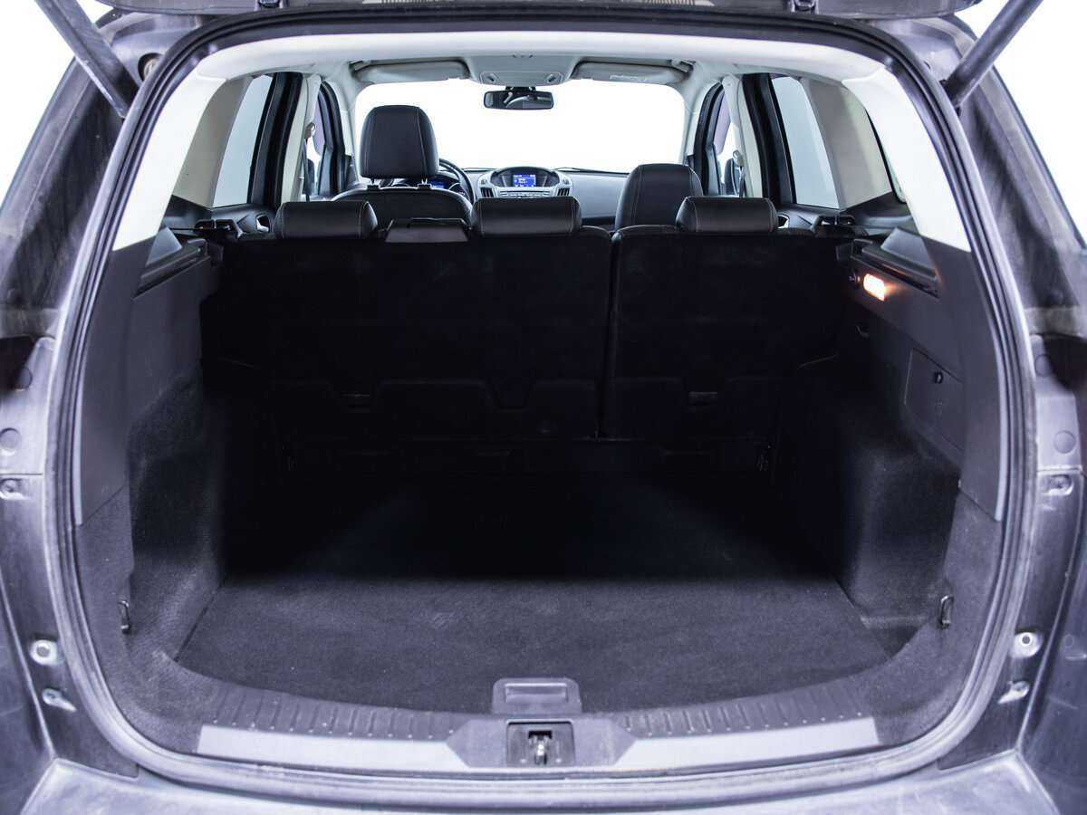 Б/У Форд Куга 2015 года. Фото: #9