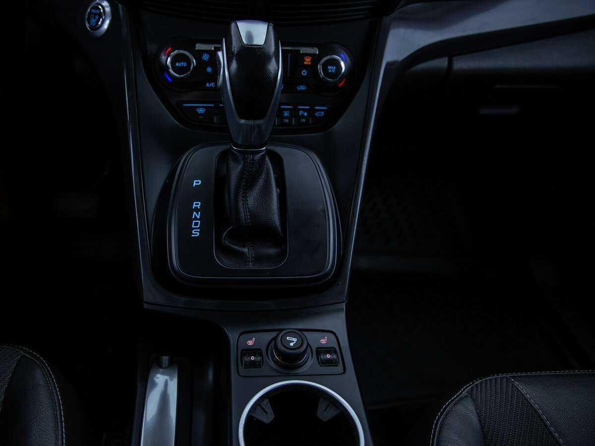 Б/У Форд Куга 2015 года. Фото: #20