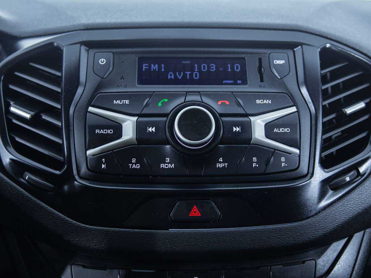 Б/У Лада (ВАЗ) Веста 2018 года. Фото: #15