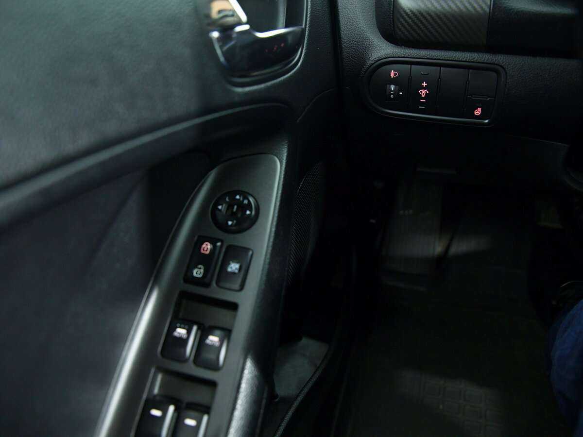 Б/У Киа Церато 2014 года. Фото: #10