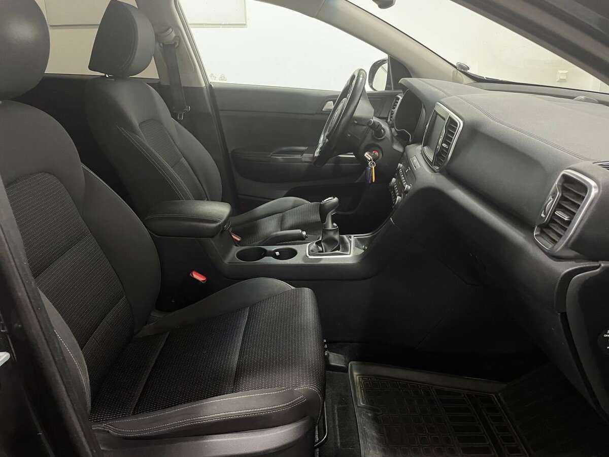 Б/У Киа Спортейдж 2016 года. Фото: #7